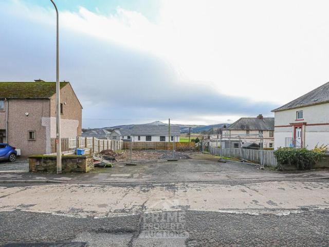 Land for sale in Auchtermuchty, Scotland