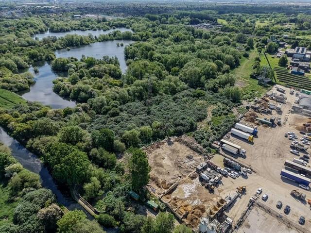 Land for sale in Iver