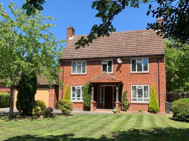 Land for sale in Swallow, Buckinghamshire