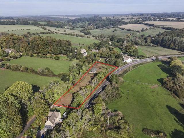 Land for sale in Baunton, Cotswold