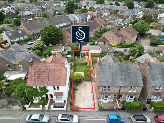 Land for sale in Chichester, Littlecote
