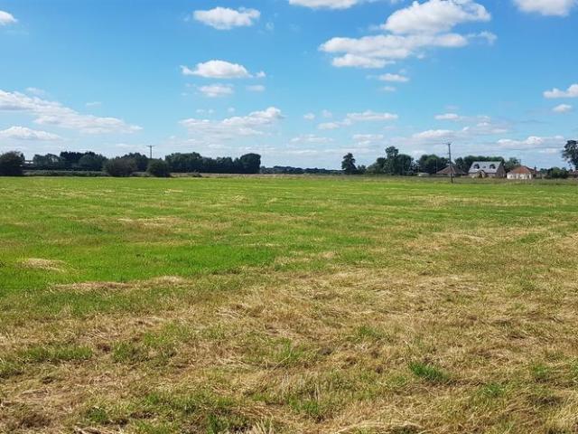 Land for sale in Peterborough