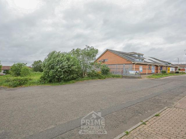 Commercial for sale in Craigens, Netherthird