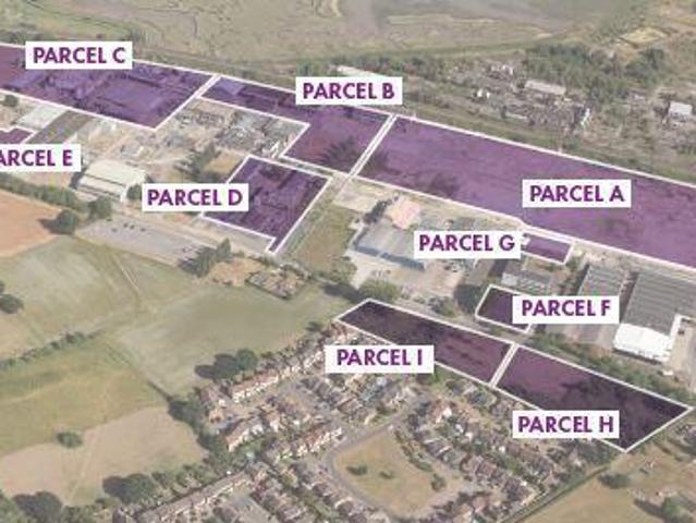 Land for sale in Cattawade, Chelmondiston