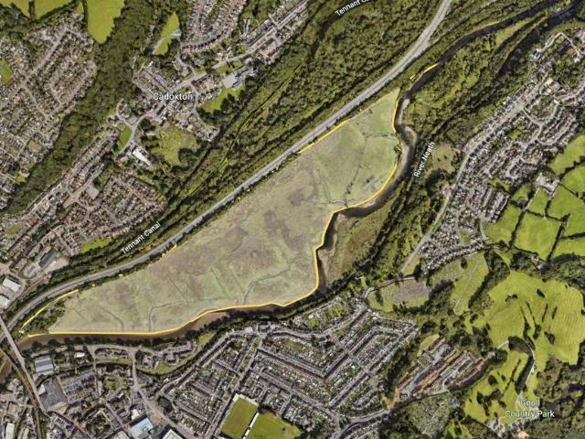 Land for sale in Blaenhonddan, Aberdulais