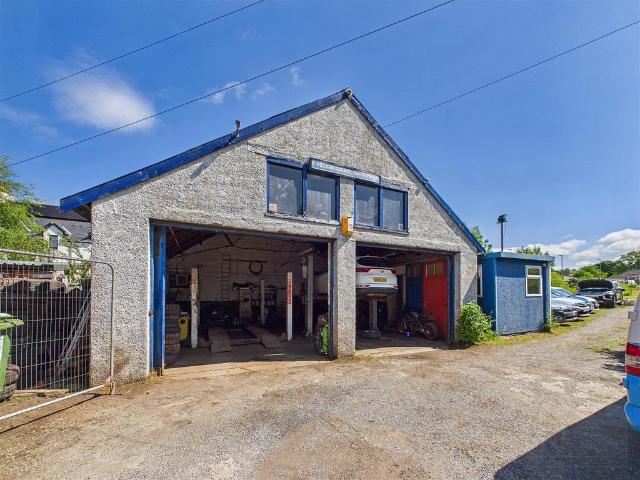 Commercial for sale in Grantown-on-spey, Scotland