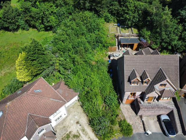 Land for sale in Cimla, Neath