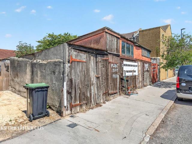 Land for sale in London Borough of Croydon, Addiscombe