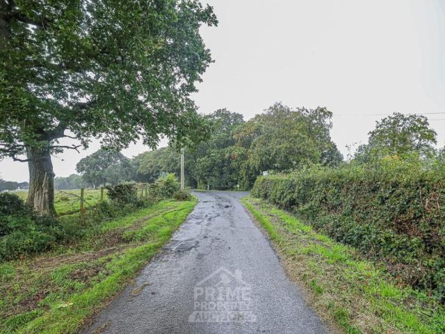 Commercial for sale in Coylton, Scotland