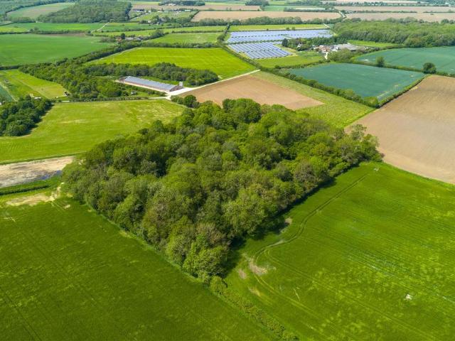 Land for sale in Wragby, Belleau