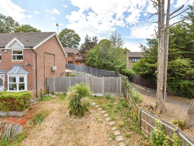 Land for sale in Midway, Kent