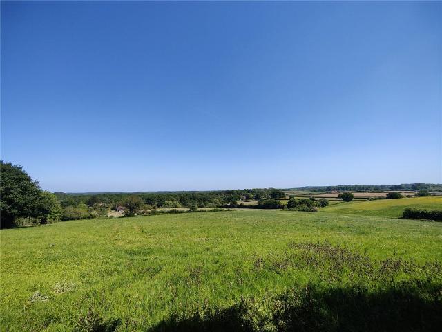 Land for sale in Northchapel, Littlecote