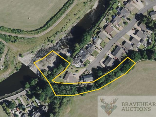 Land for sale in Huntingtowerfield, Almondbank