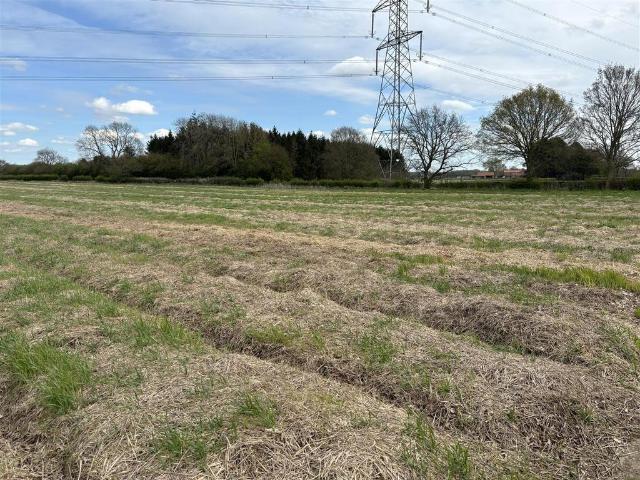 Land for sale in Wilberfoss