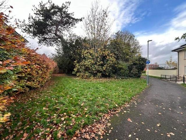 Land for sale in Cliff Hill, Green Close