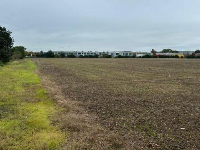 Land for sale in Harmondsworth, Harmondsworth