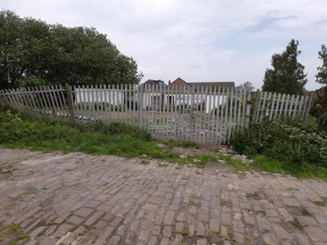 Property for sale in Wibsey, West Yorkshire