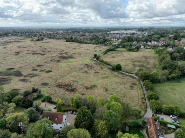 Property for sale in Broomfield, Chelmsford