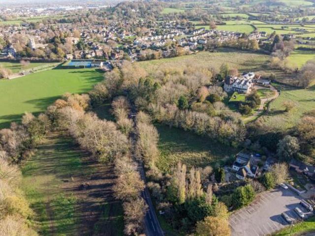 Property for sale in Upton St. Leonards, Stroud