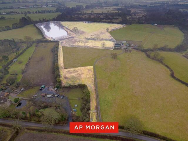 Land for sale in Bromsgrove, Worcestershire