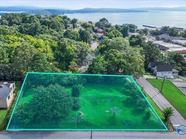 Land for sale in Guntersville, Alabama