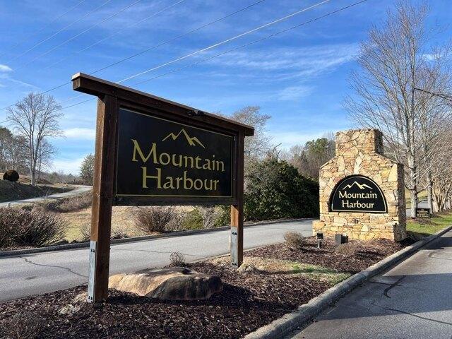 Land for sale in Hayesville, North Carolina
