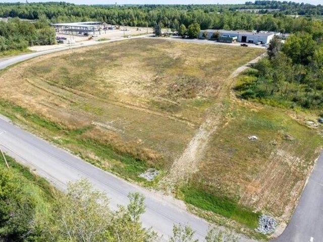 Land for sale in Hermon, Maine