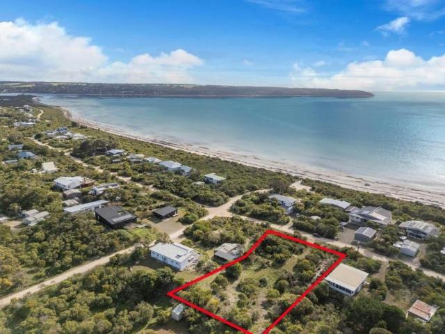 Land for sale in Island Beach, Kangaroo Island Council