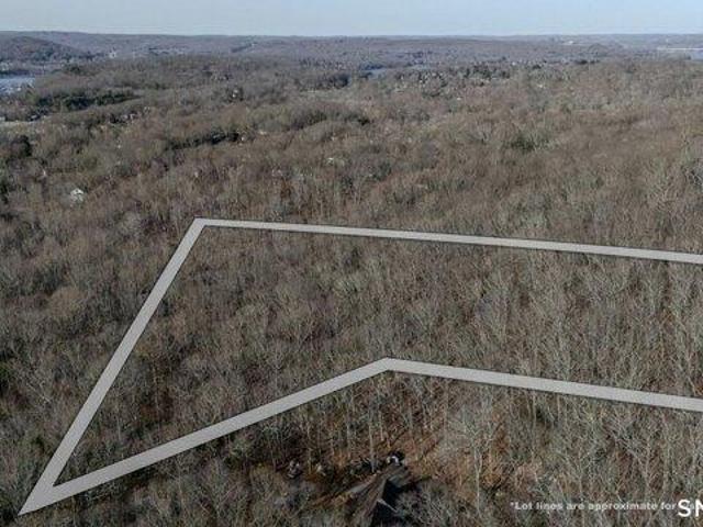Land for sale in Ledyard, Connecticut