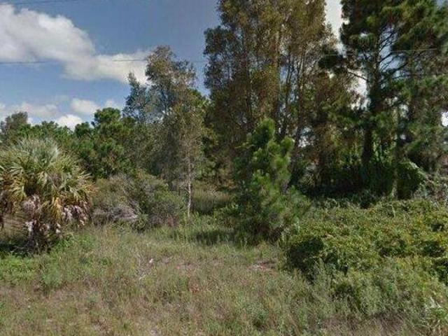 Land for sale in Lehigh Acres, Florida