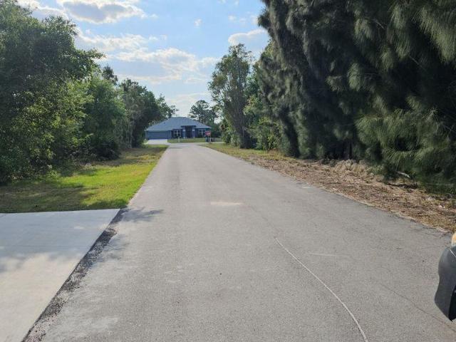 Land for sale in Lehigh Acres, Florida