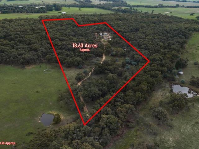 Land for sale in Lexton, Shire of Pyrenees