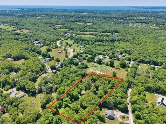 Land for sale in Little Compton, Rhode Island