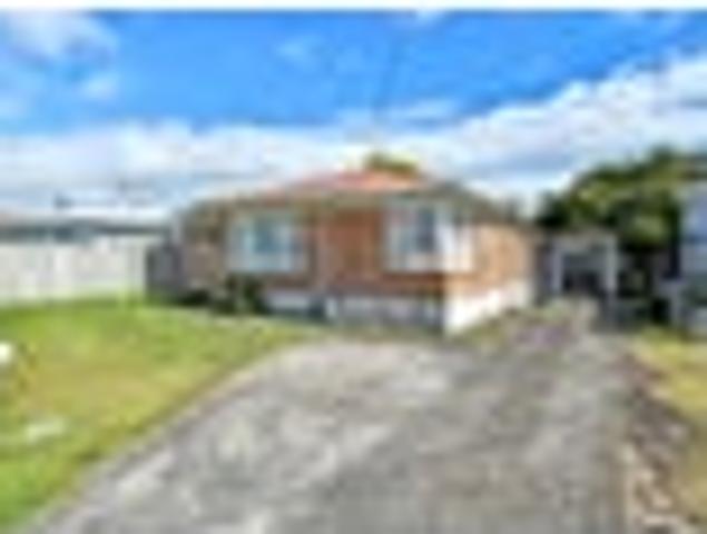 House for sale in Papakura