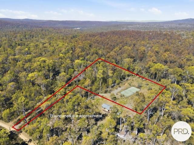 Land for sale in London Lakes, Central Highlands