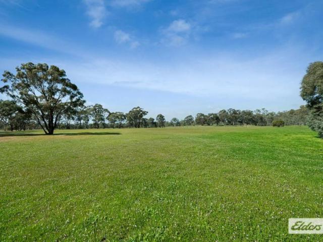 Land for sale in Longlea, City of Greater Bendigo