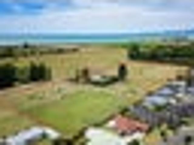 House for sale in Clive