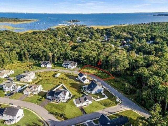 Land for sale in Mattapoisett, Massachusetts