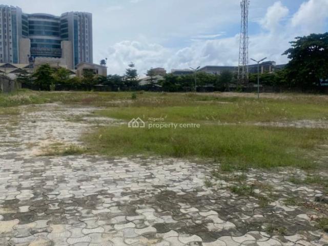 Land for rent in Victoria Island , Lagos
