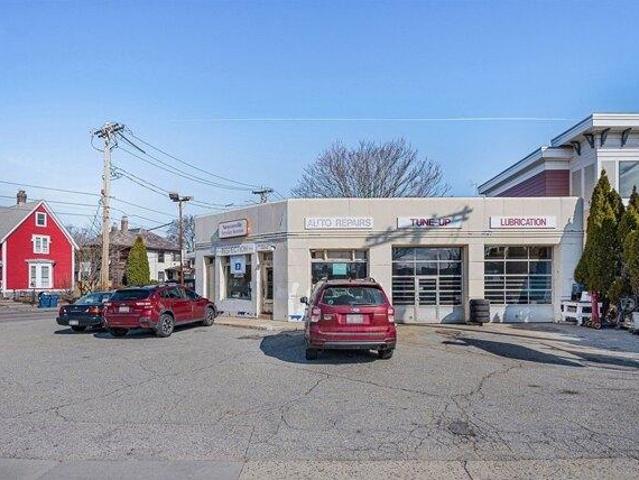 Land for sale in Auburndale, Massachusetts