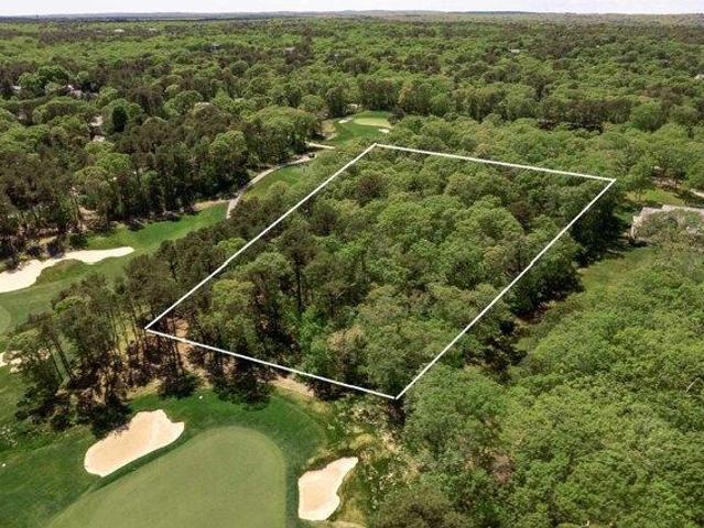 Land for sale in Oak Bluffs, Massachusetts