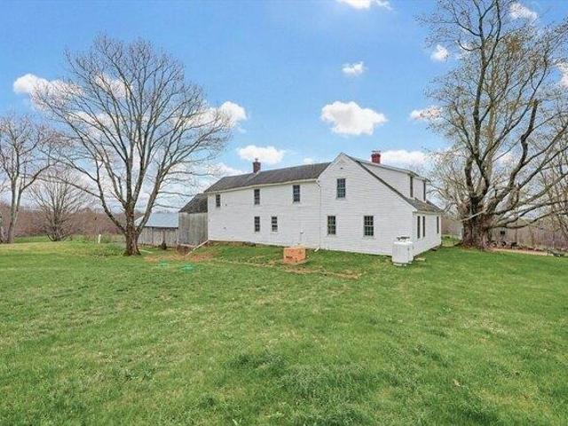 Land for sale in New Braintree, Massachusetts
