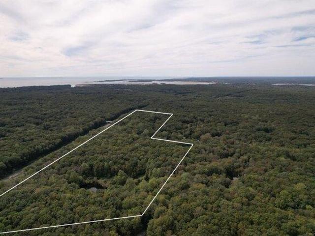 Land for sale in Old Lyme, Lower Connecticut River Valley Planning Region
