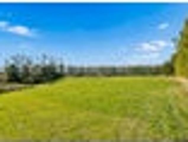 Land for sale in Oratia, Oroua County