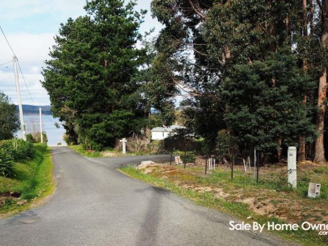 Land for sale in Woodbridge, Tasmania