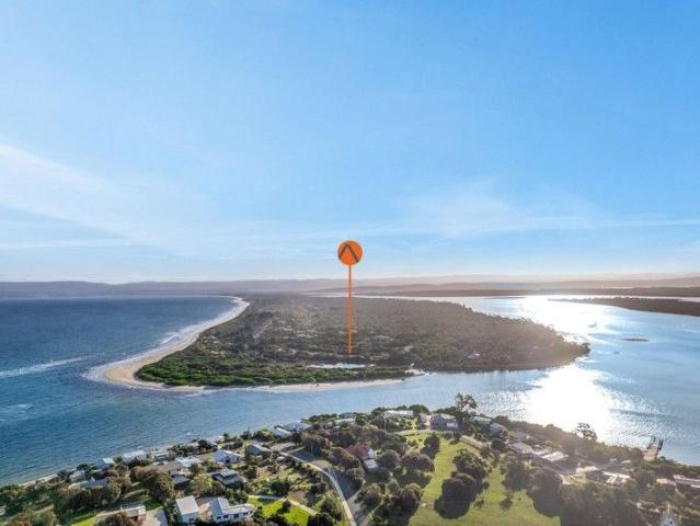 Land for sale in Dolphin Sands, Tasmania