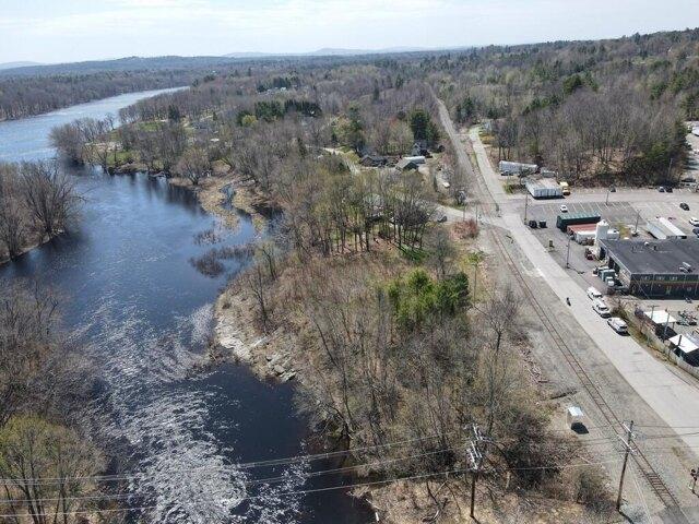 Land for sale in Maine