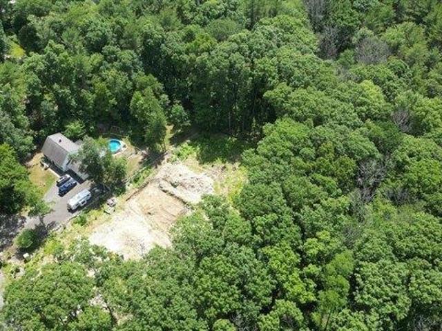 Land for sale in North Oxford, Massachusetts