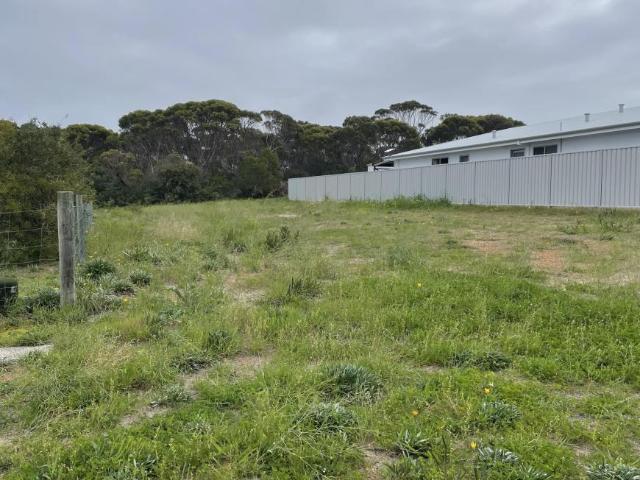 Land for sale in Pink Lake, Western Australia