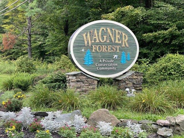 Land for sale in Pocono Lake, Pennsylvania